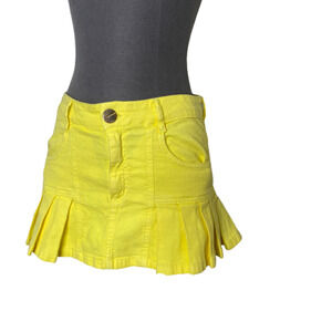 LANCA PERFUME Yellow Skort Size 36 ( Small )